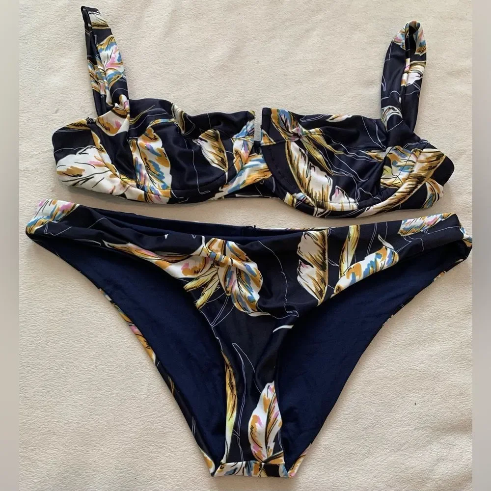 L*space Set Floral Camellia Top & Camacho Bottom Bikini Navy Blue Large/XL NEW